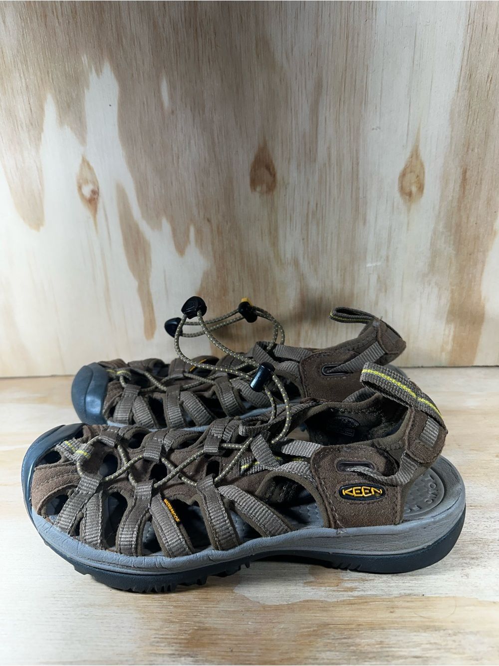 Keen Whisper Brown Sandals Women’s Size 7.5